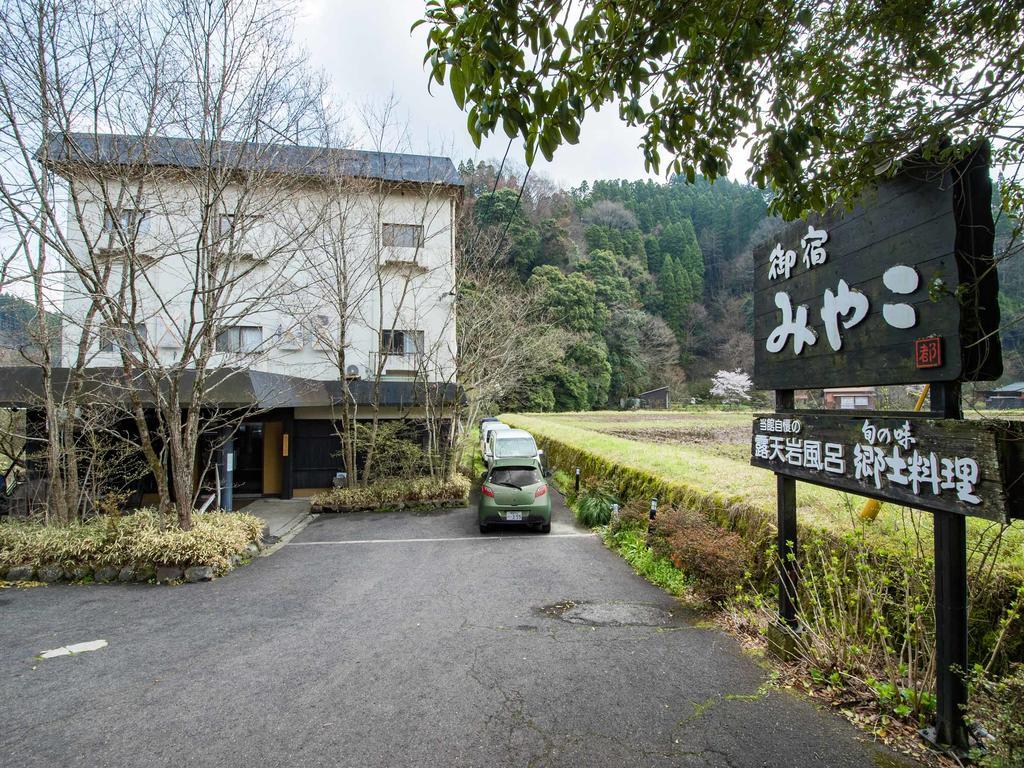 Oyado Miyako Hotel Yufu Esterno foto